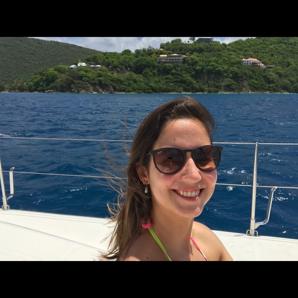 Meet your Posher, Izabel